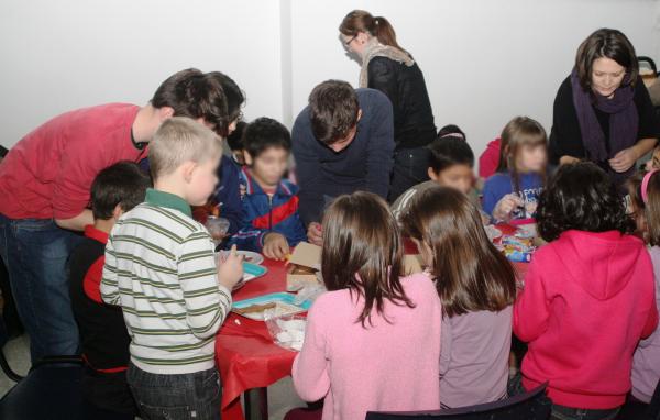 tineri-iesiti-din-sistemul-de-protectie-sociala-reusesc-ce-nu-pot-multi-copii-cu-mami-si-tati-acasa01_54750