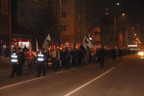 UDMR Zalau sarbatoreste astazi  ziua maghiarilor de pretutindeni  si paralizeaza circulatia in centru