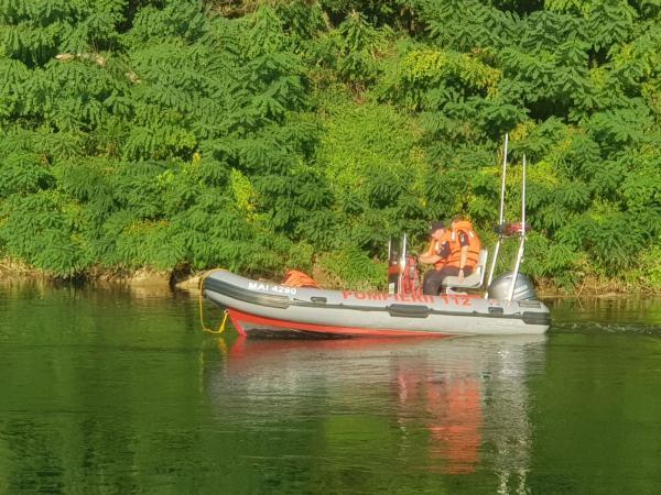 Un barbat de 40 de ani a fost  inghitit de Somes langa Benesat,  unde venise la iarba verde