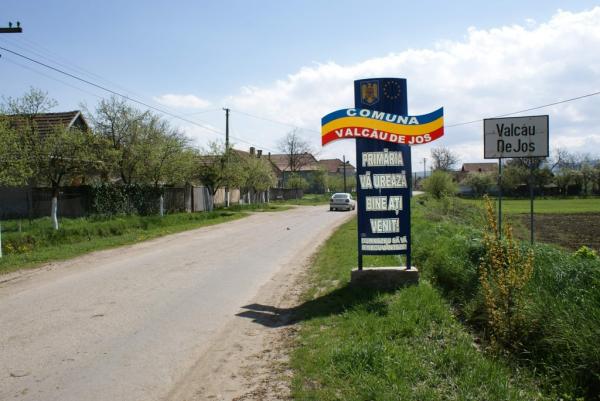 un-exhibitionist-agreseaza-sexual-fetitele-si-nevestele-oamenilor-in-valcau-de-jos0_58658