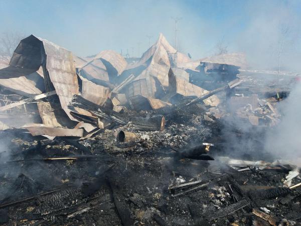 un-incendiu-facut-scrum-o-cabana-cat-o-vila-la-plopis0_59315