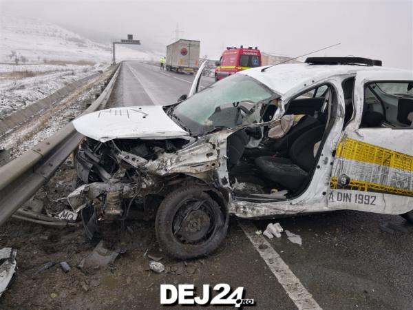 Un jibouan de 25 de ani s-a ciocnit  frontal cu un TIR pe centura Clujului