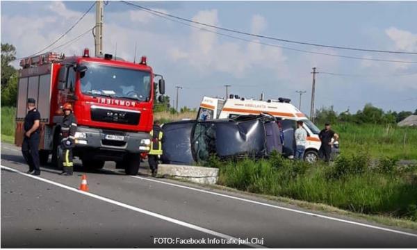 Un salajean a provocat un accident in Huedin in care si-a facut praf Mercedes-ul