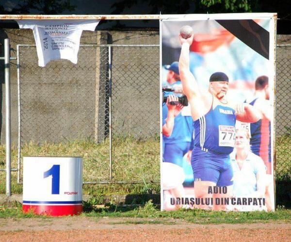 uriasul-din-carpati-fost-condus-ieri-pe-ultimul-drum19_55756