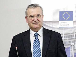 vasile-puscas-negociatorul-salajean-al-aderarii-la-ue-conferentiaza-la-zalau01_58876