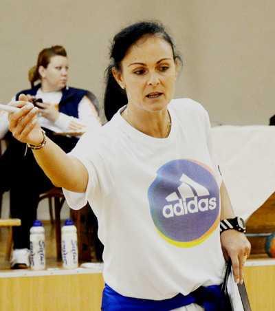 victorina-bora-stiam-ca-csm-slatina-va-avea-un-meci-foarte-greu-la-zalau-si-mi-am-propus-sa-folosesc-jucatoarele-care-au-evoluat-mai-putin-in-primele-sapte-etape0_57481