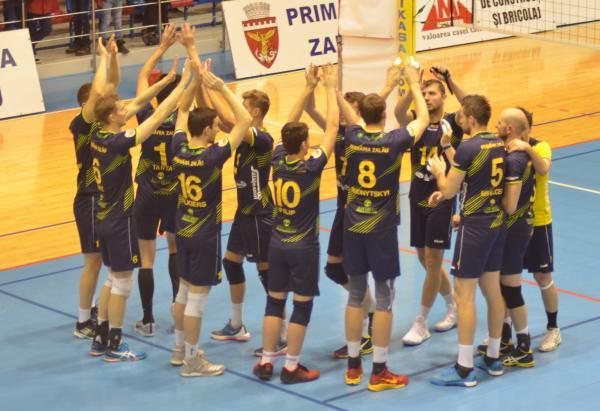 volei-municipal-zalu-este-de-neoprit010_53420