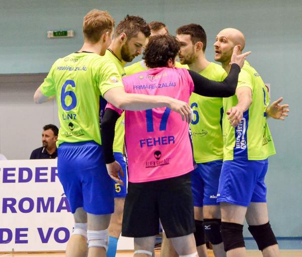 volei-municipal-zalu-s-a-distanat-la-patru-puncte-de-principalele-urmritoare0_54835