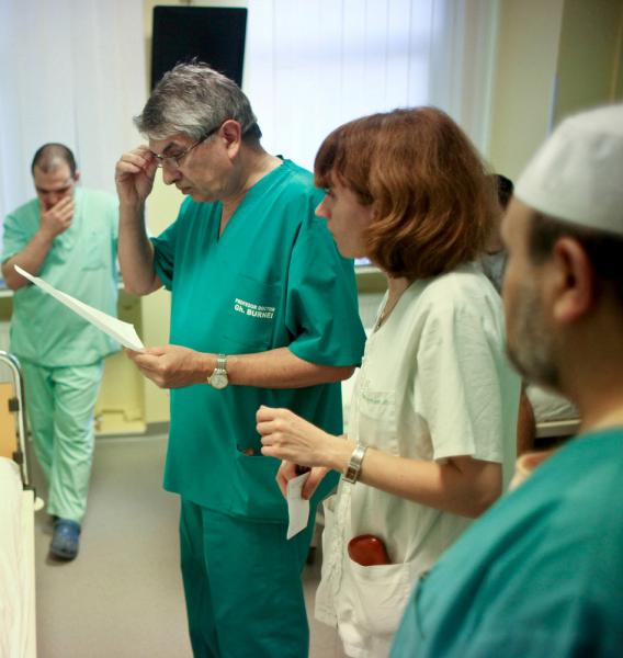 zeci-de-medici-si-asistente-din-salaj-vor-avea-veniturile-micsorate06_58699