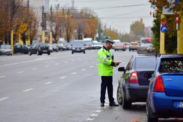 zeci-de-salajeni-s-au-ales-cu-dosare-penale-pentru-ca-au-condus-autoturisme-cu-numere-false-neinregistrate-sau-neinmatriculate0_57906